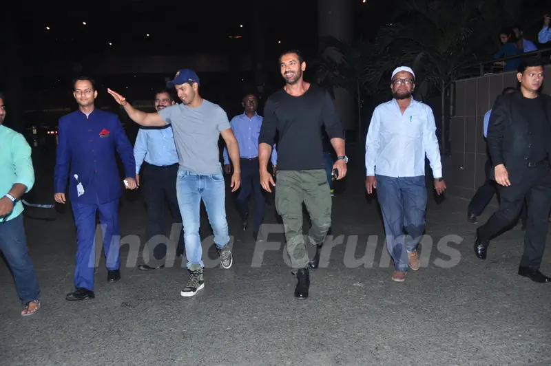John Abraham and Varun Dhawan return from Abu Dabhi schedule
