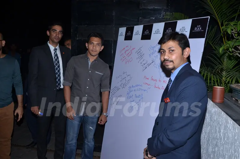 Aditya Narayan Snapped at RUKA