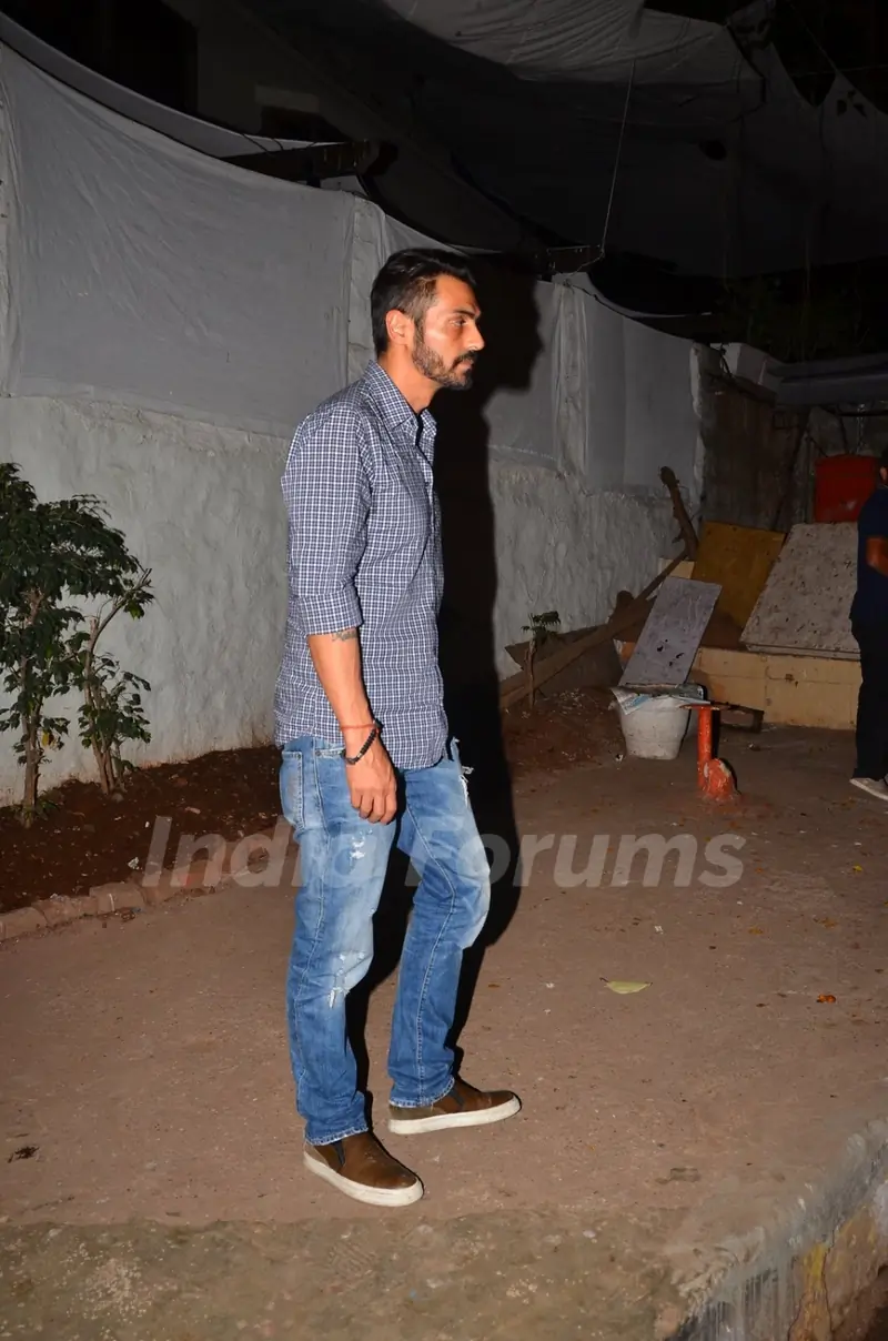 Arjun Rampal Snapped in Bandra