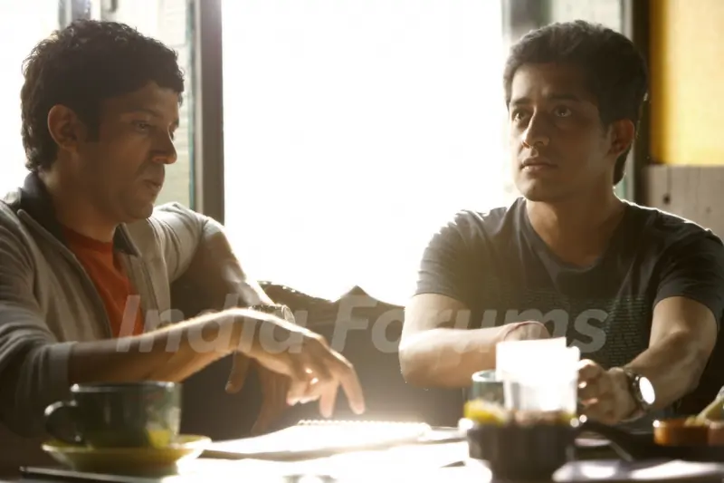 Scene from the movie Karthik Calling Karthik