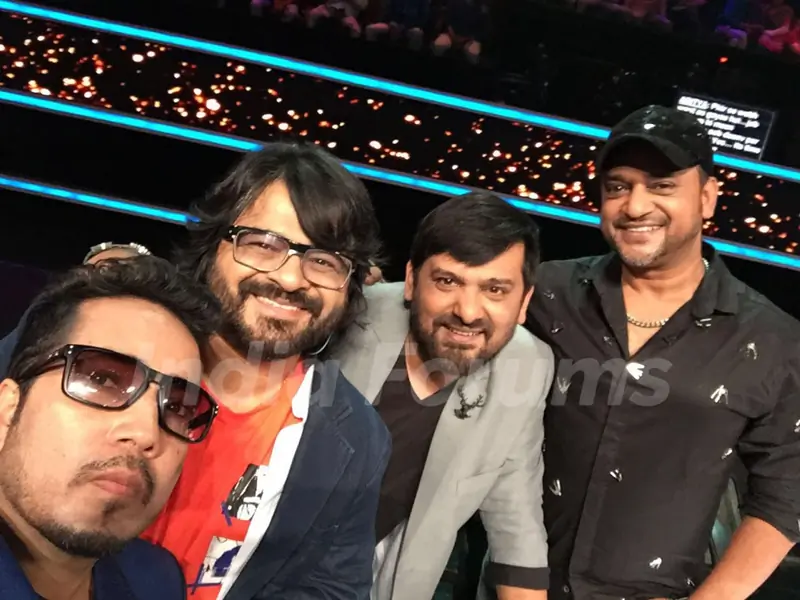 Pritam shoots with Shahrukh Khan for Sa Re Ga Ma Pa