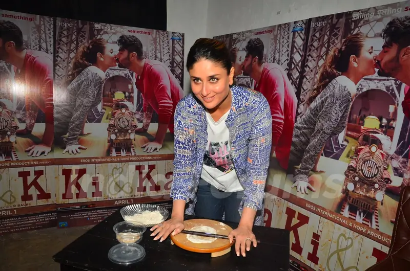 Kareena Kapoor Makes Rotis to Promote Ki and Ka