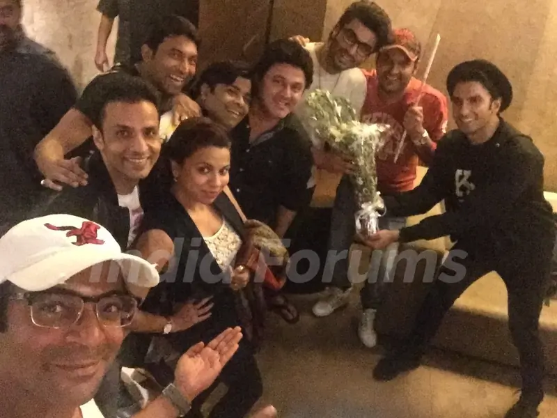 Kapil Sharma Team attends Special Screening of Ki And Ka