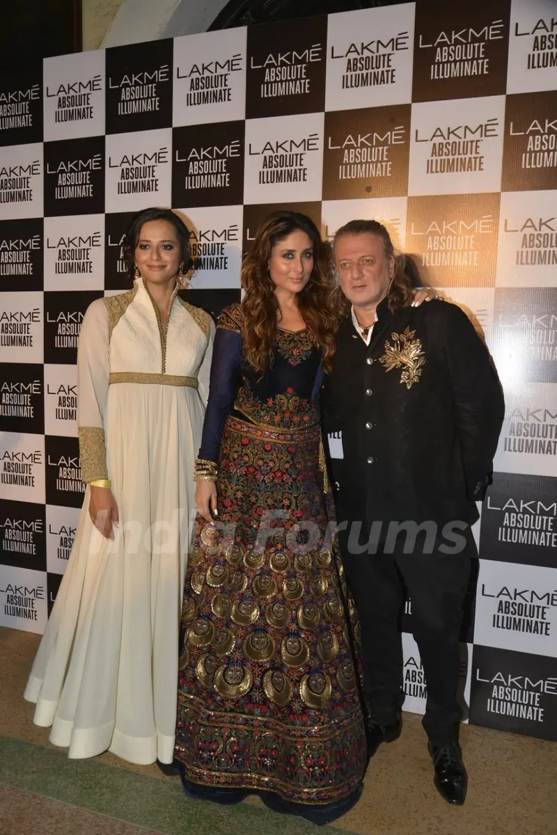 Kareena Kapoor at Rohit Bal's Post Show Event