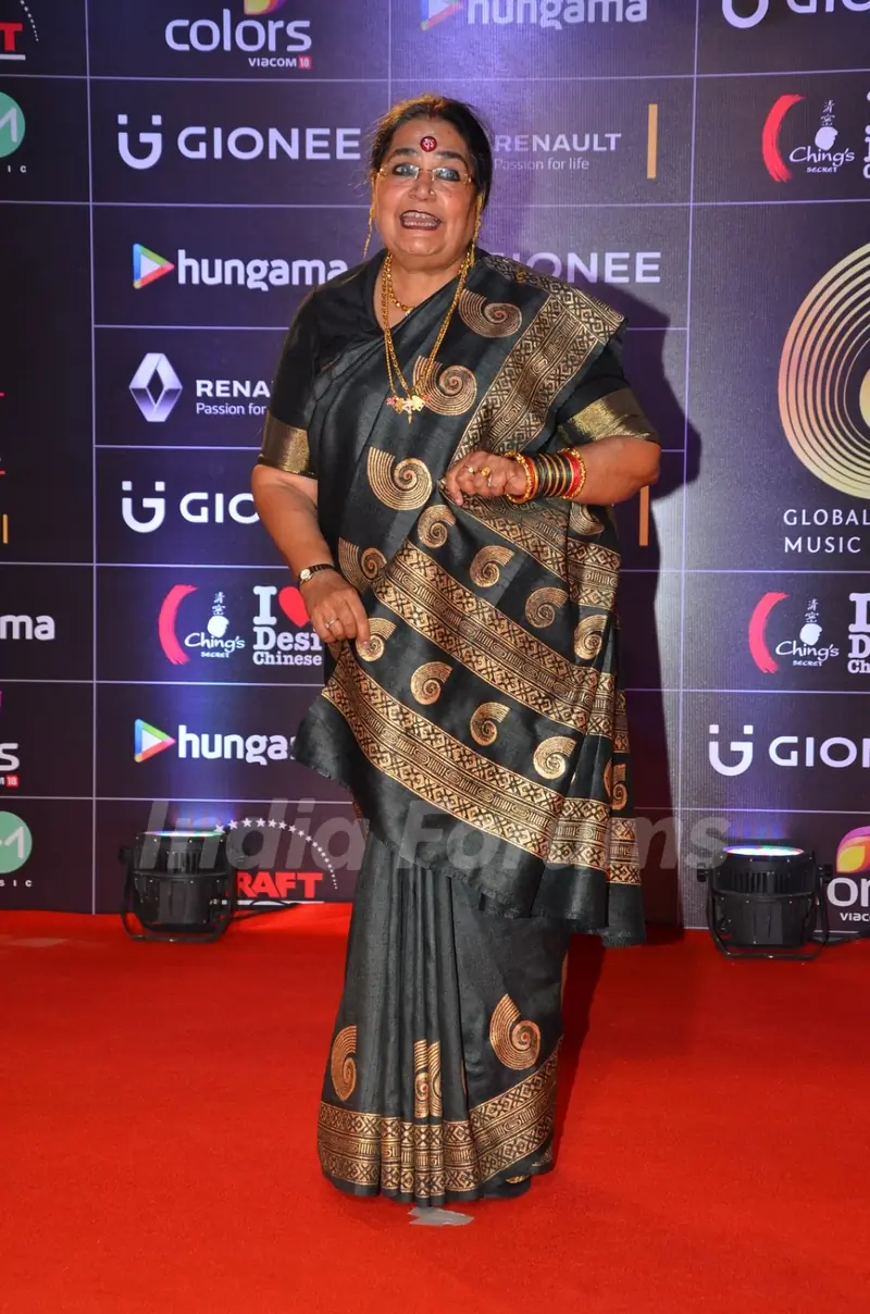 Usha Uthup at COLORS GiMA AWARDS 2016