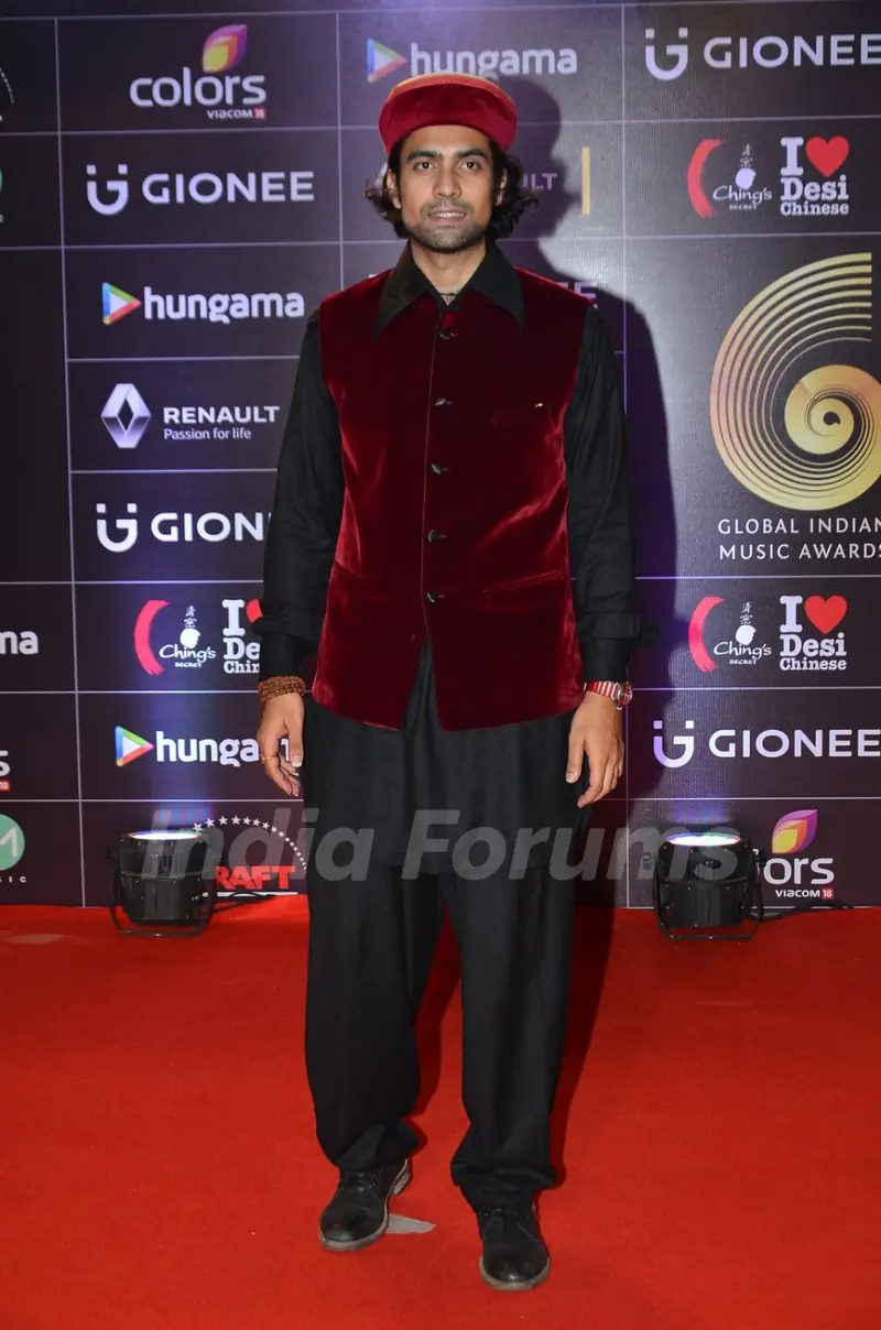 Jubin Nautiyal at COLORS GiMA AWARDS 2016