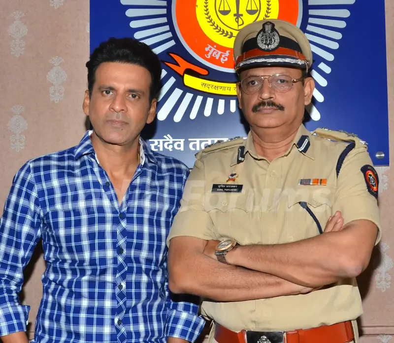 Manoj Bajpayee Promotes Traffic