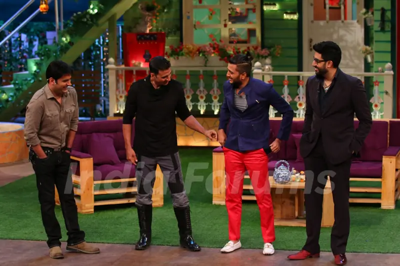 Akshay Kumar, Riteish Deshmukh and Abhishek Bachchan on the sets of 'The Kapil Sharma Show'