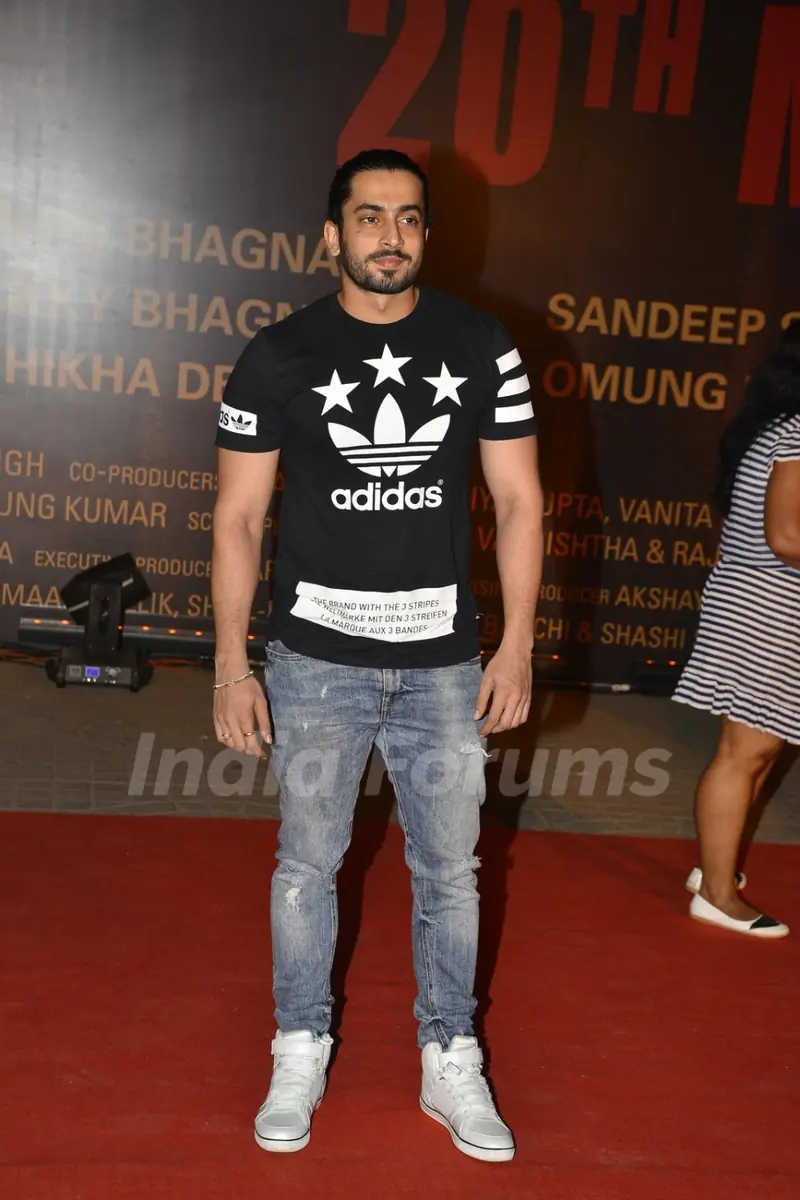 Sunny Nijjar at Special Premiere of 'Sarabjit'