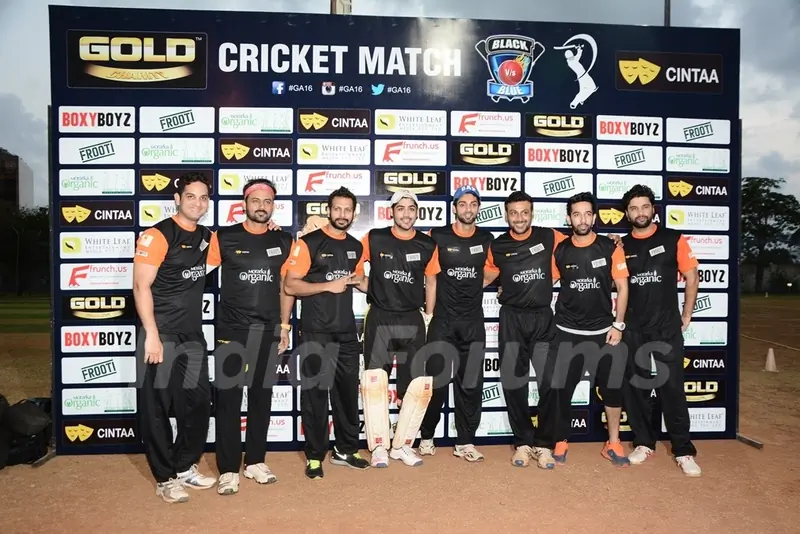Manav Gohil, Ashish Sharmaa, Jay Bhanushali and Karan Wahi Play Gold Cricket Charity Match For A Cau