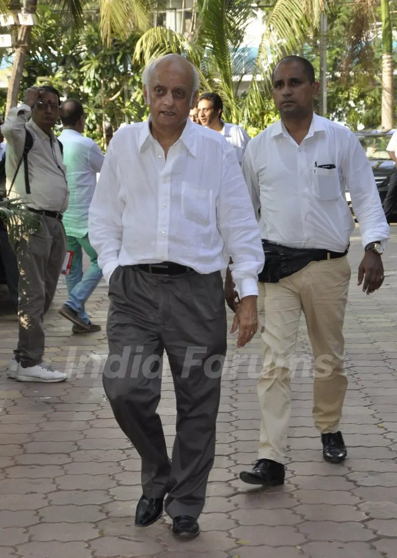 Mukesh Bhatt at Vikas Mohan's Prayer Meet