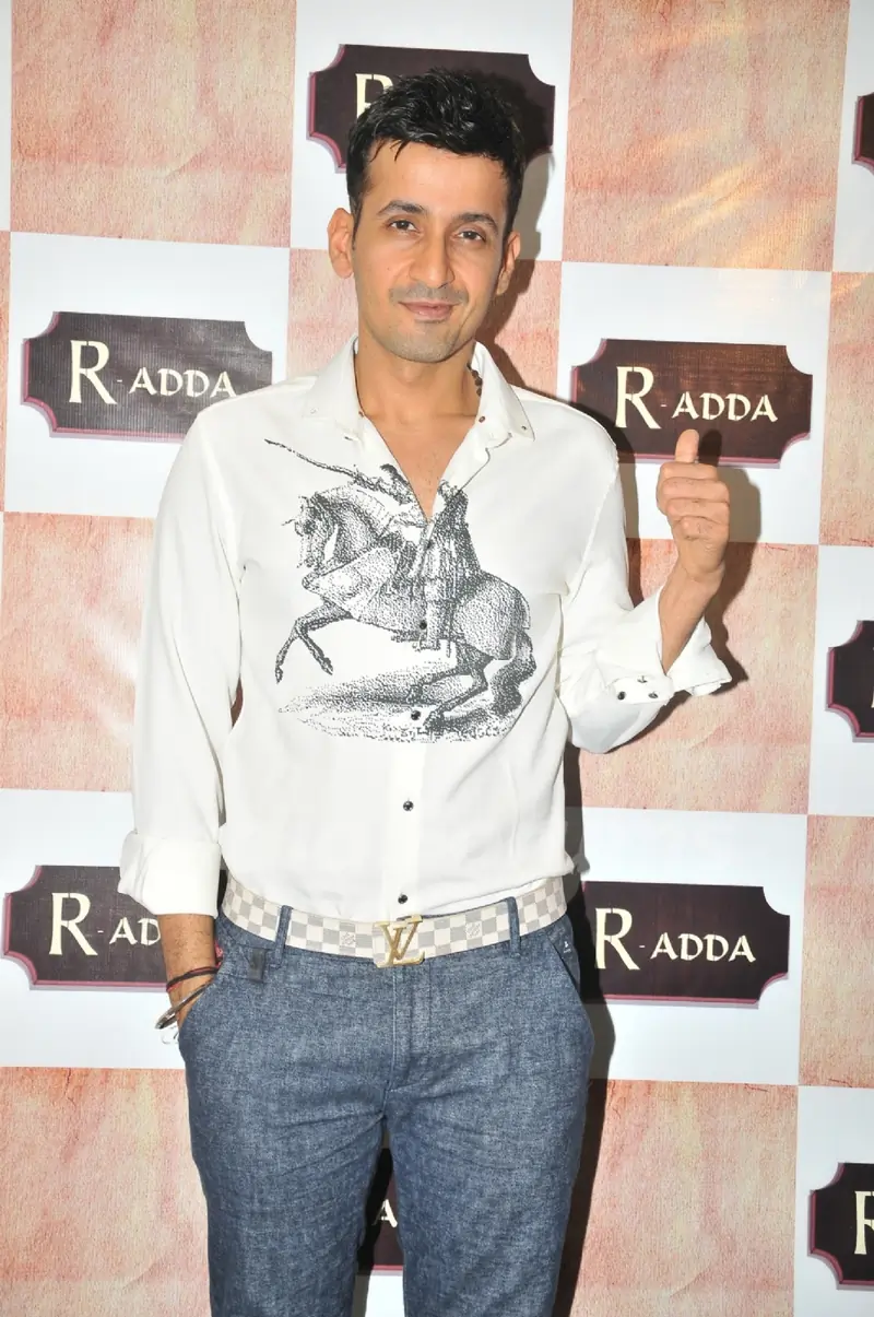 Harmeet Singh at Launch of R- ADDA” Roof Top Hideout Bar