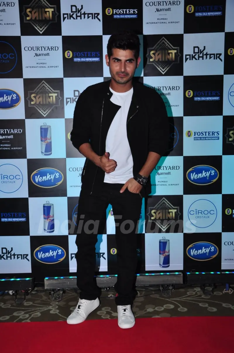 Omkar Kapoor at Aftab Shivdasani's Bash for his new venture 'Saint'