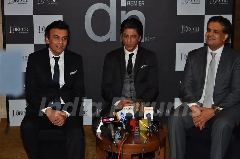 Shah Rukh Khan at D'Decor Event