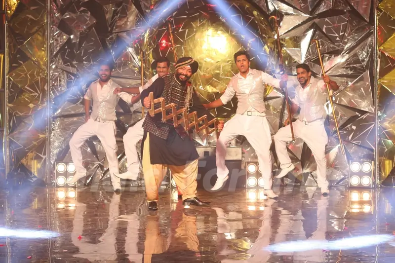 Chef Harpaal Singh Sokhi performs in Jhalak Dikhlaa Jaa Season 9