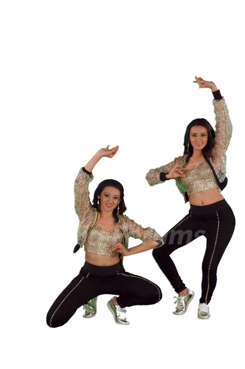 Internet Sensation Poonam and Priyanka Shah at Jhalak Dikhlaa Jaa Season 9