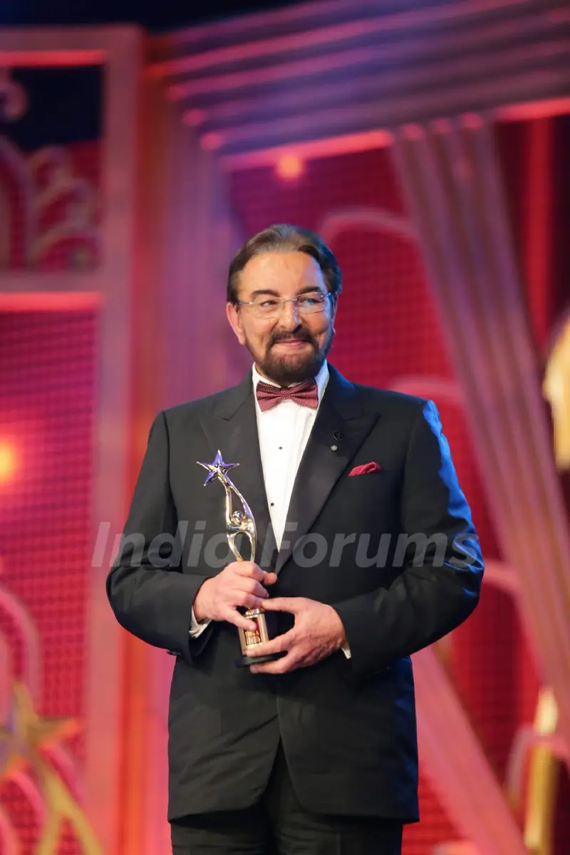 Kabir Bedi at SIIMA Awards 2016