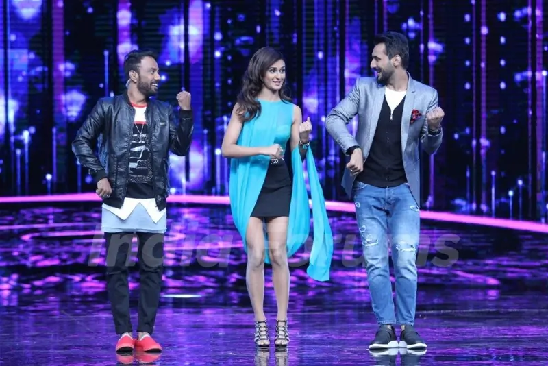 Punit J Pathak, Shakti Mohan and Dharmesh Yelande performing at Dance + Season 2