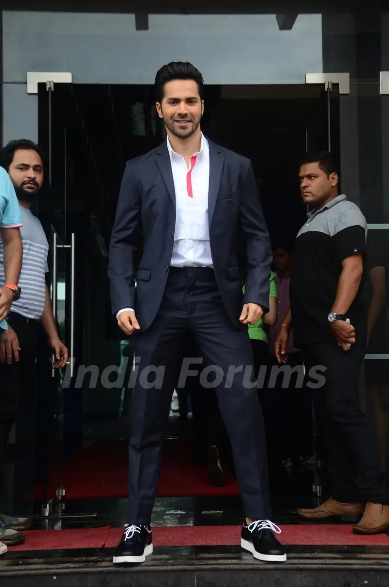 Varun Dhawan for Promotion of 'Dishoom' on 'Dance Plus Season 2'