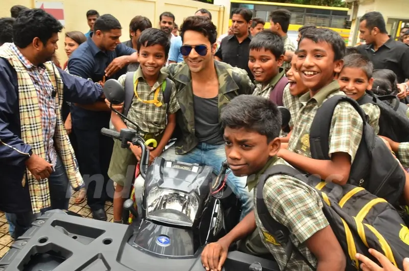 Varun Dhawan meets School kids at Launch of Song 'Jaaneman Aah' from Dishoom