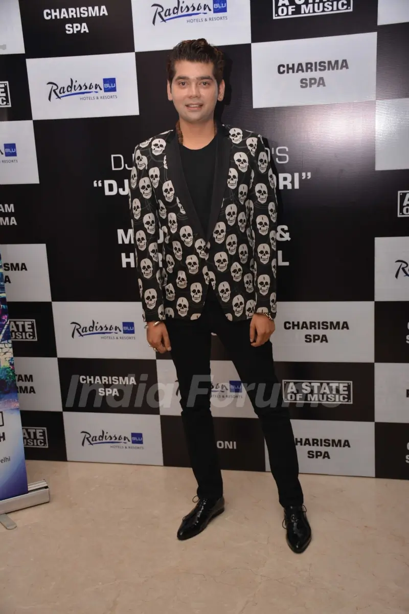 Vivek Mishraa at Launch of the music video album & Birthday bash of Mr. Gautam Sharma
