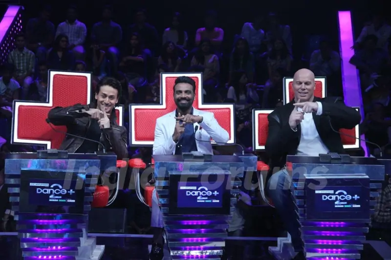 Promotion of 'A Flying Jatt' on Dance +