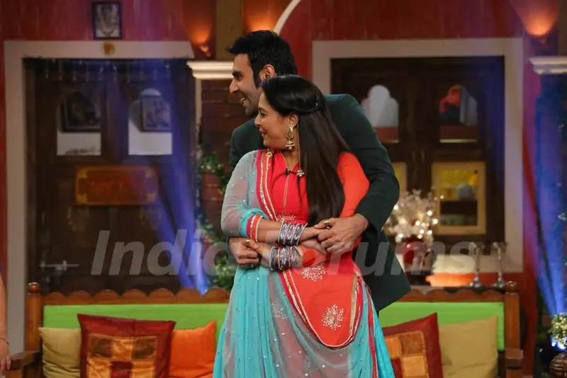 Bollywood Dance Masters on 'Comedy Nights Live'