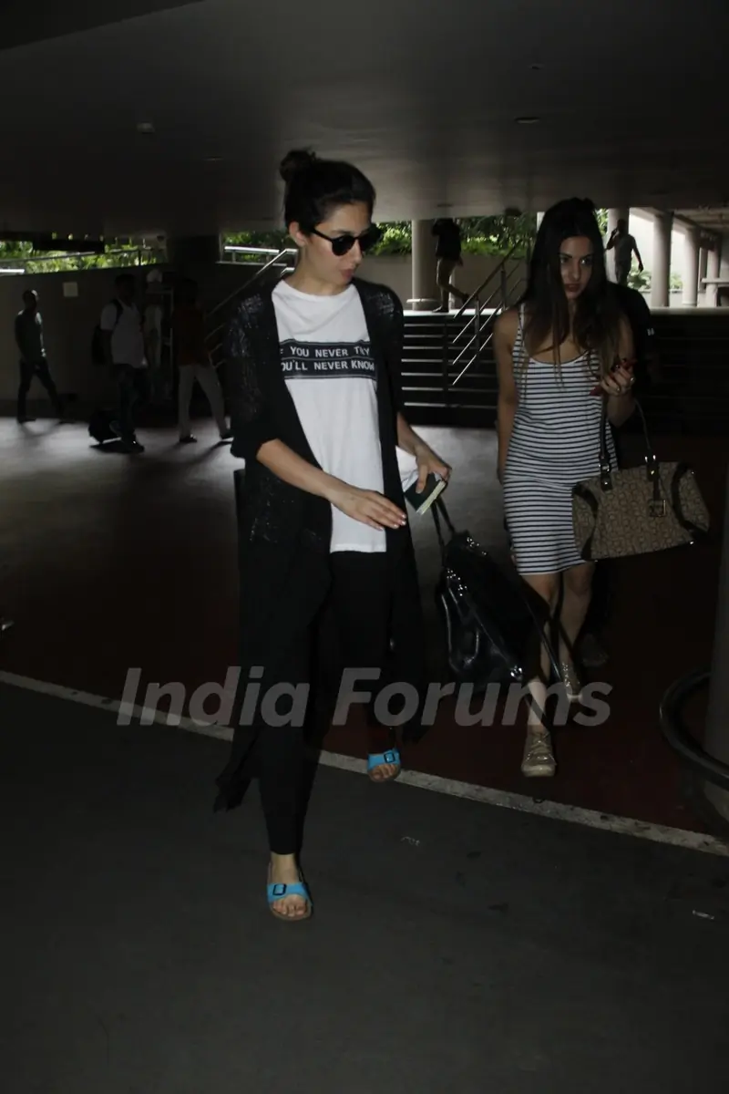 Celebs snapped at airport