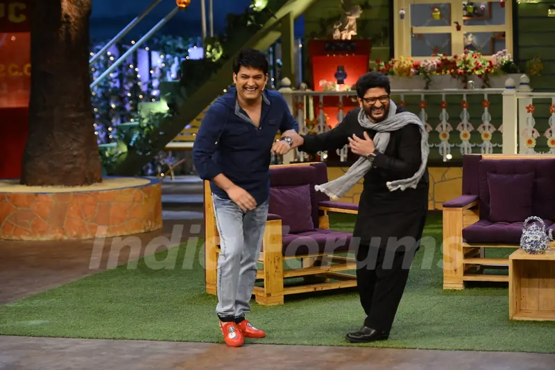 Arshad and Kapil on the sets of Kapil Sharma