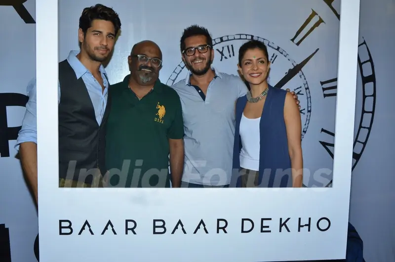 Sidharth Malhotra, Ritesh Sidhwani and Nitya Mehra at Special screening of trailer 'Bar Bar Dekho'
