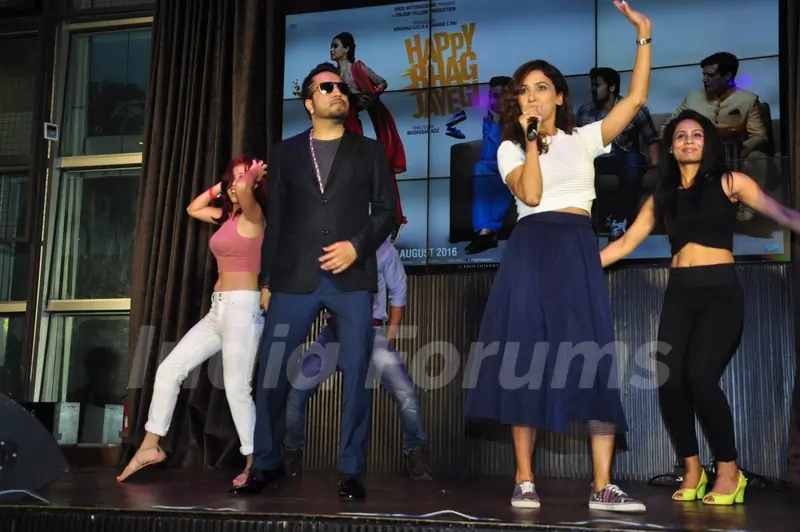 Mika Singh and Neeti Mohan at Launch of 'Happy Bhag Jayegi'