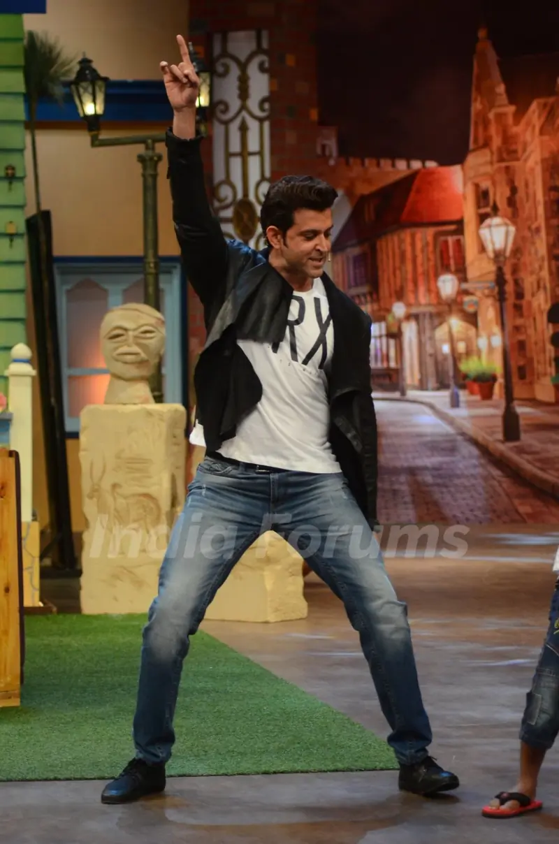 Hrithik Roshan Promotes 'Mohenjo Daro' on sets of The Kapil Sharma Show
