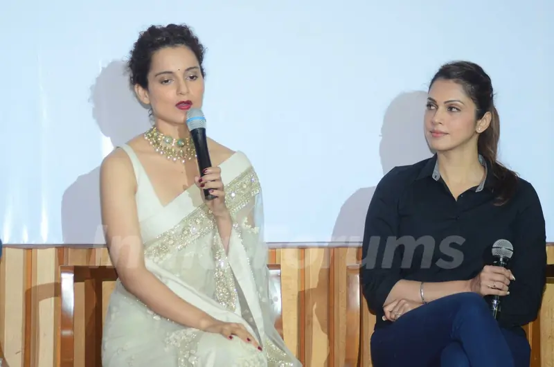 Omkar Kapoor & Kangana Ranaut at Promotion of Swachh Bharat campaign