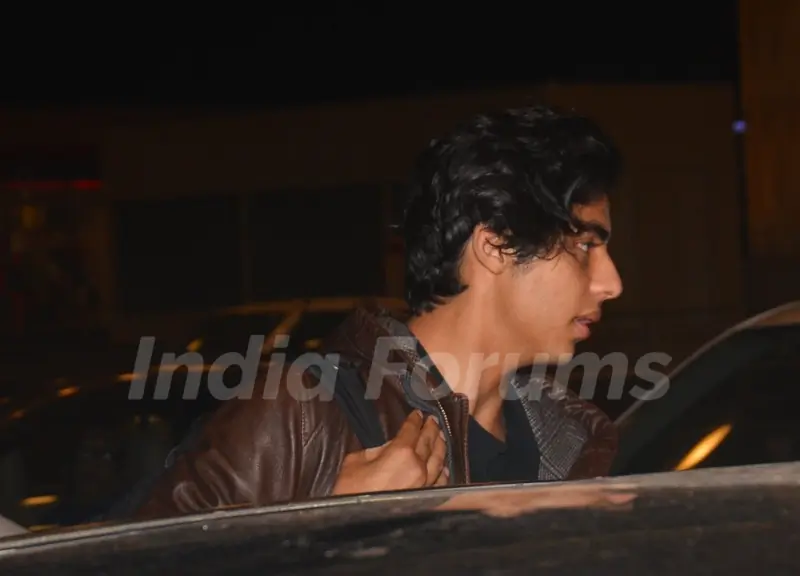 Aryan Khan snapped with family
