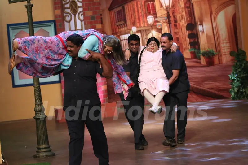 Kiku Sharda and Ali Asgar refuse to shoot with Akshay Kumar for The Kapil Sharma Show