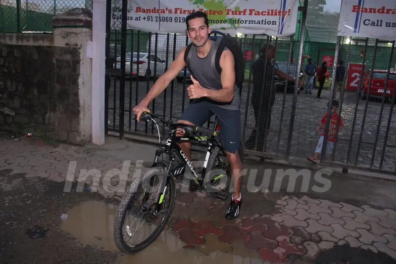 Dino Morea snapped at soccer match