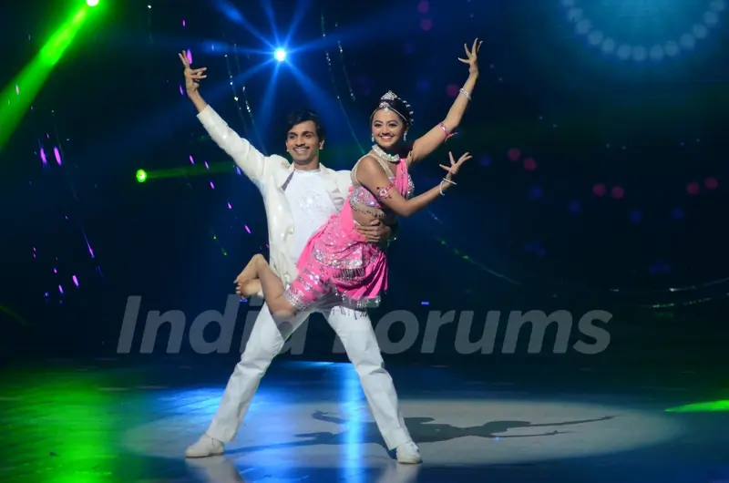 Helly Shah on sets of 'Jhalak Dikhlaa Jaa'