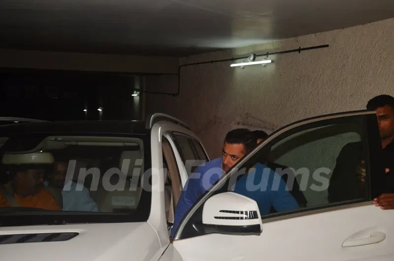 Salman Khan Snapped with Family