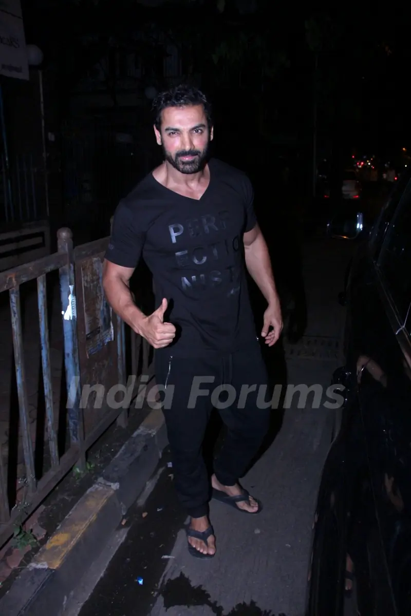 John Abraham snapped in Santacruz