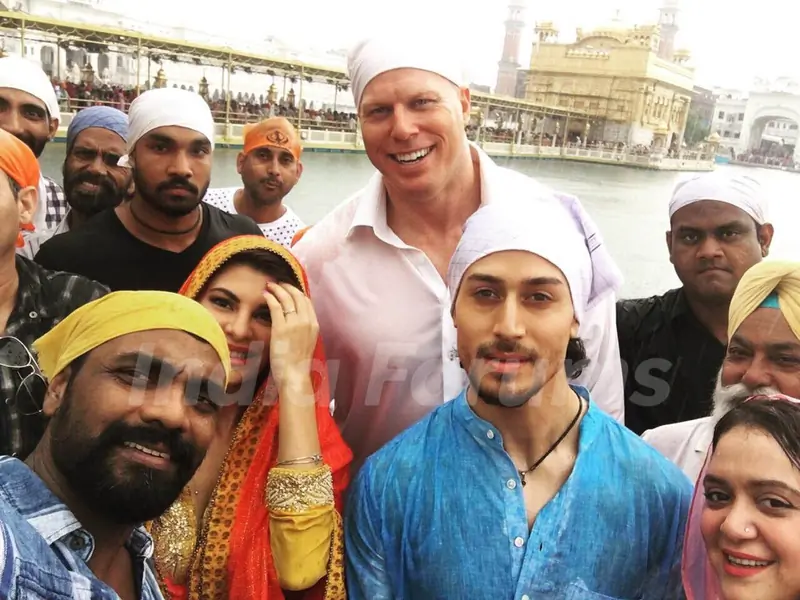 A Flying Jatt team at Golden Temple to seek Slessings