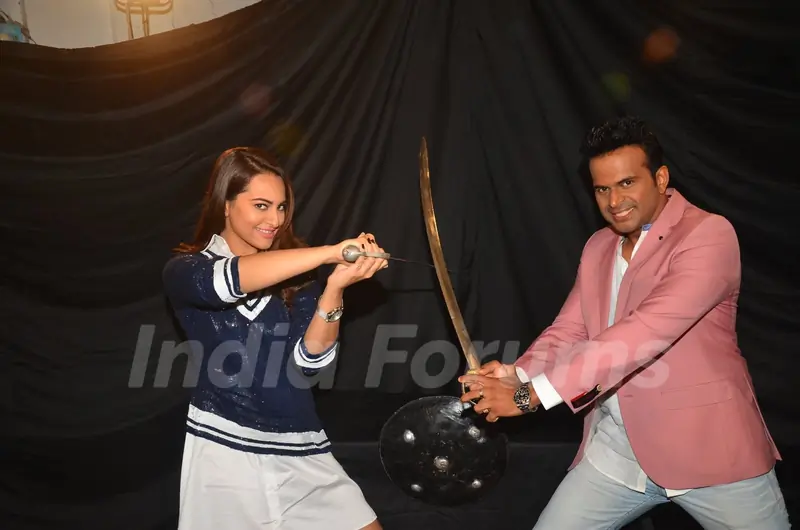 Sonakshi snapped post Siddharth Kanan's Interview