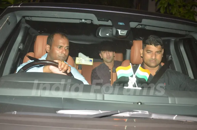 Ranbir Kapoor Joins Succes Bash of 'Rustom'