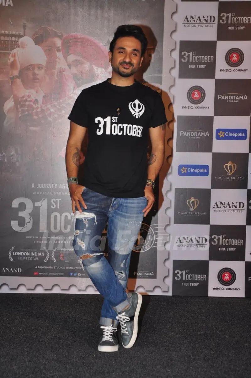 Vir Das at Trailer Launch of Film '31st October'