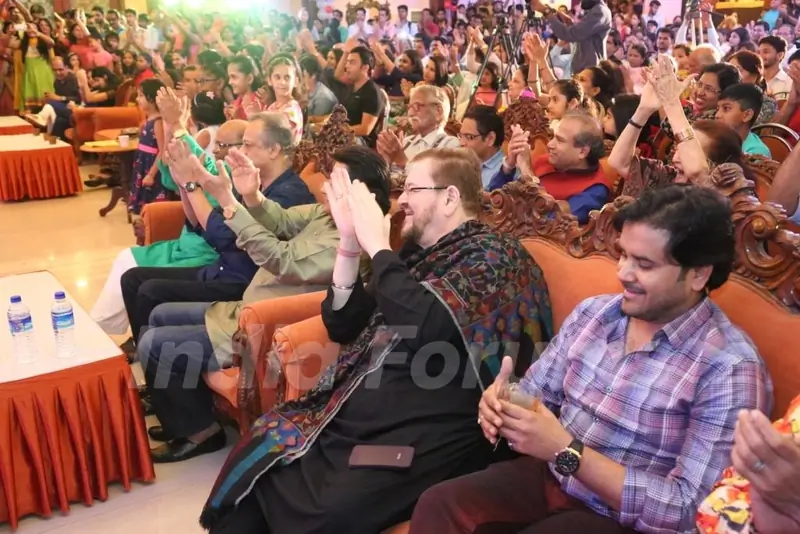 Nitin Mukesh and Javed Ali at Ajivasan Fest 2016