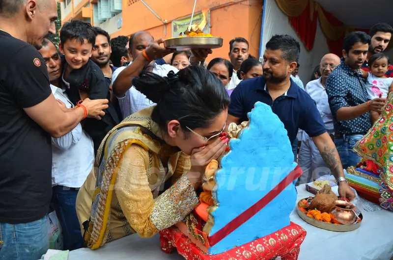 Ganesh Visarjan 2016: Manyata Dutt