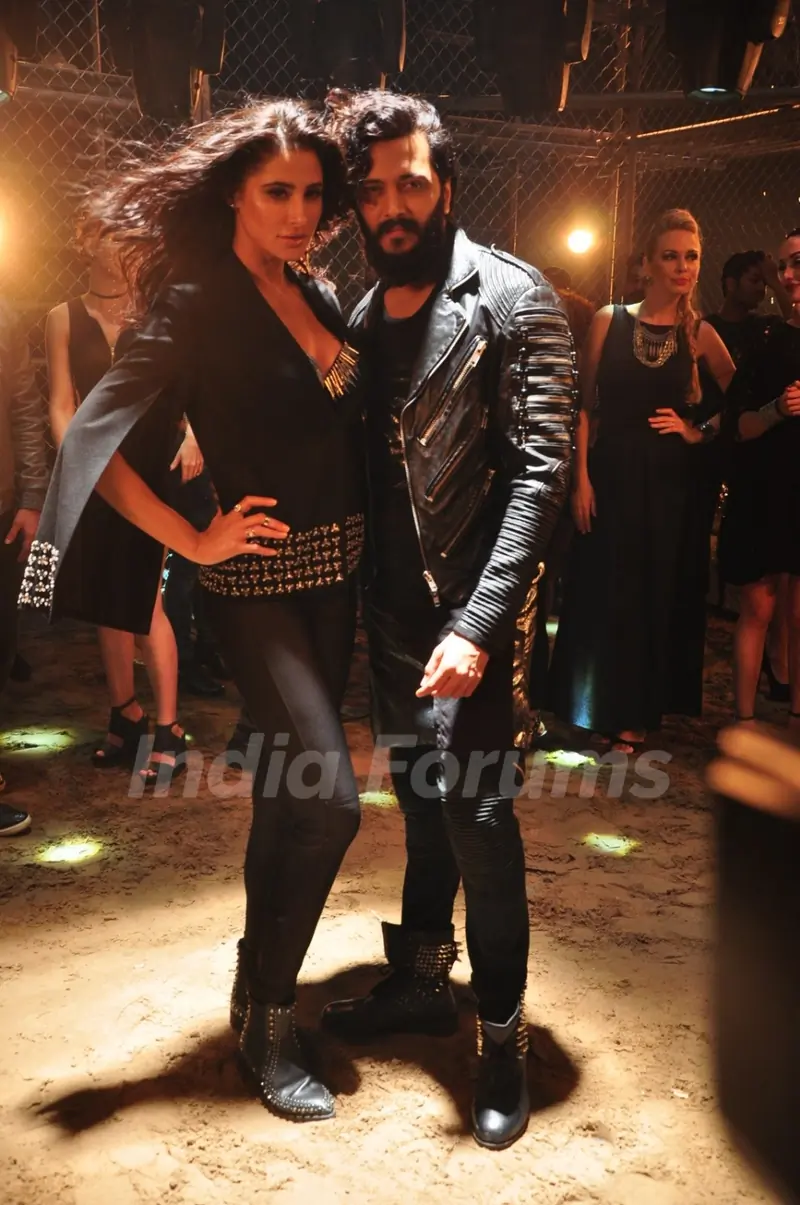 Riteish Deshmukh-Nargis Fakri Shoot for Song in BANJO