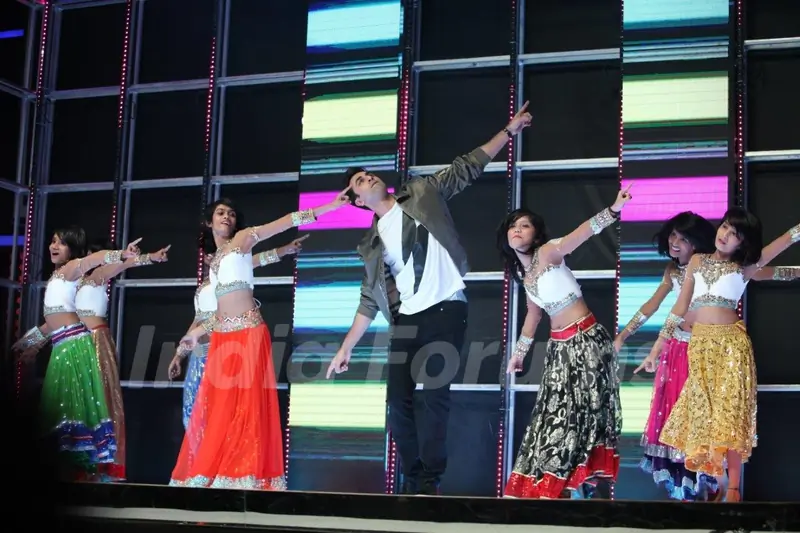 Ranbir Kapoor dances on the sets of The Dance Plus 2