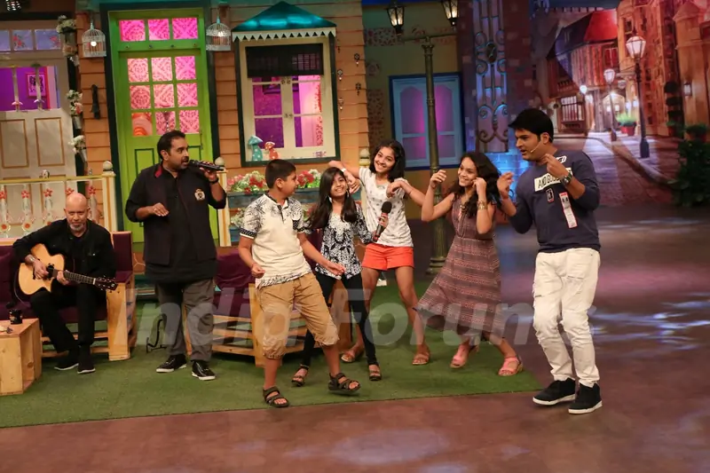 Shankar Mahadevan and Loy Mendosa on the sets of The Kapil Sharma Show