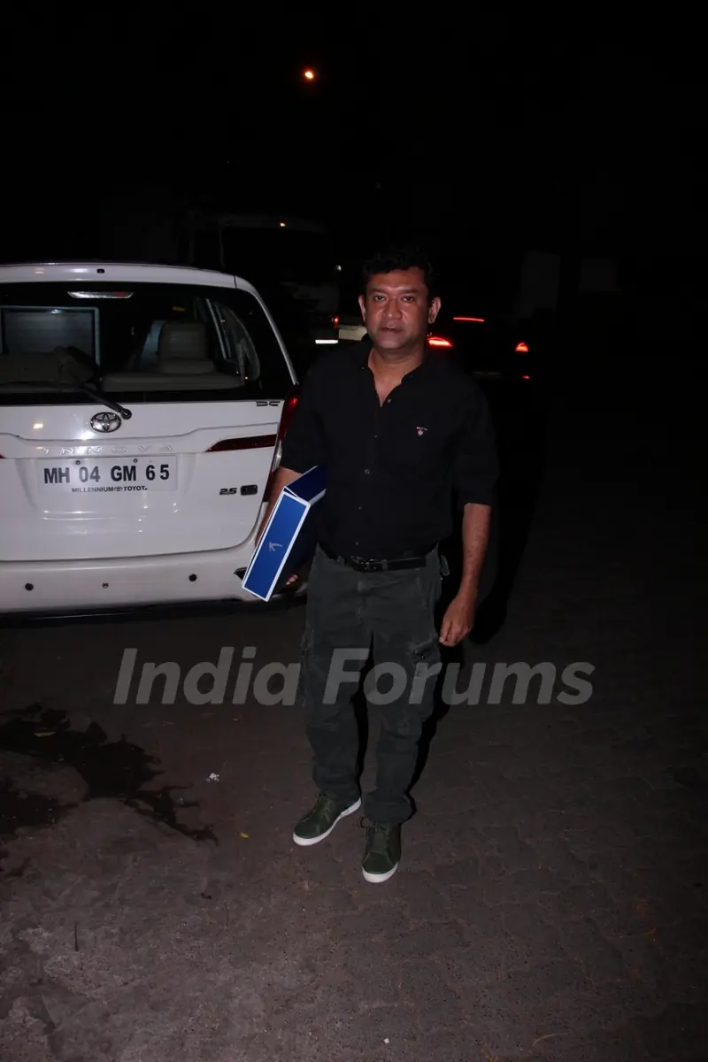 Celebs attend Madhur Bhandarkar's bash
