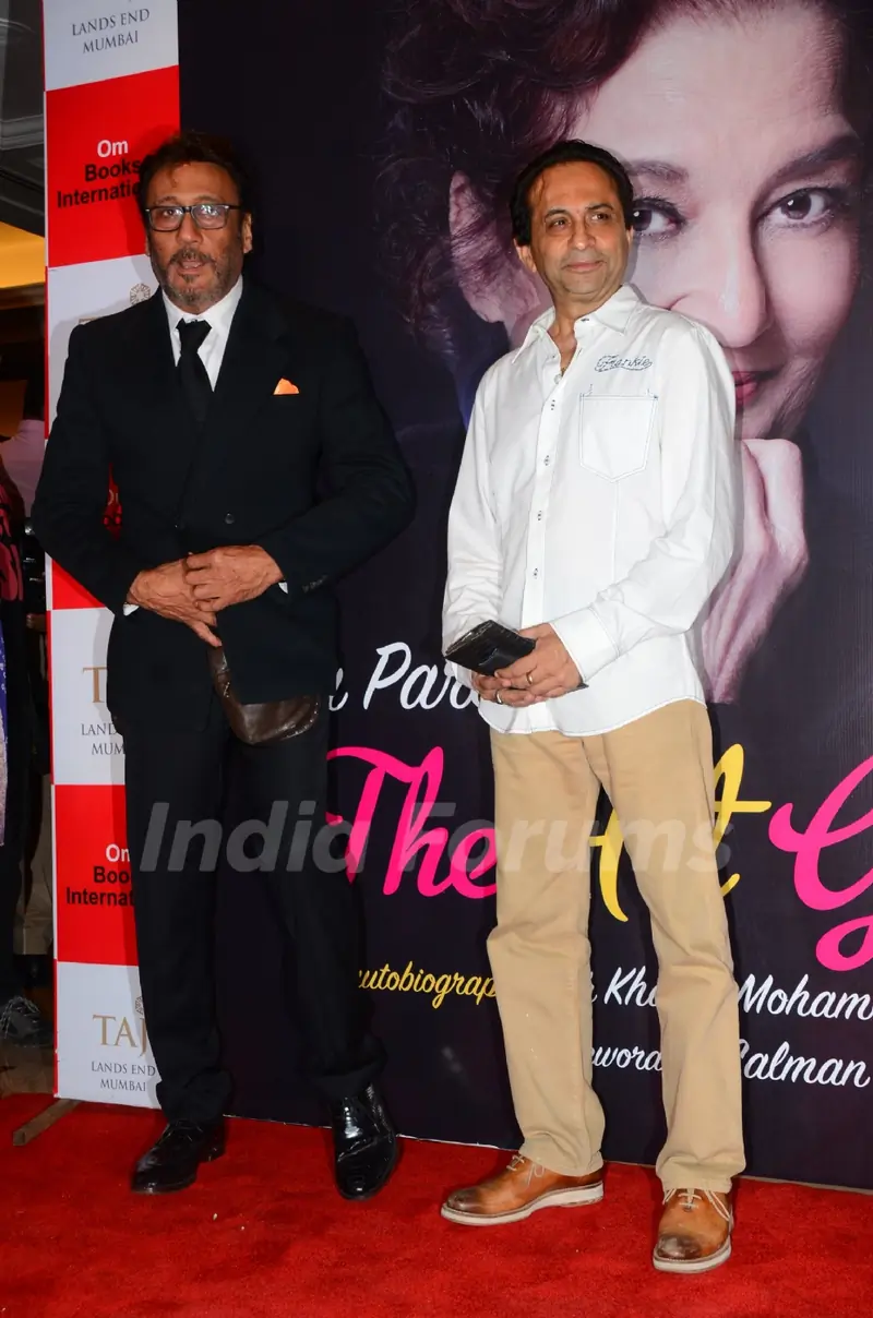 Salman Khan at Khalid Mohamed's book launch on Asha Parikh!